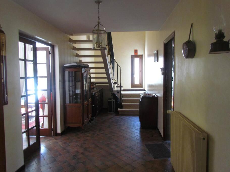 הוילה ויילפרנץ'-דה-קונפלן Jolie Maison Avec Jardin מראה חיצוני תמונה